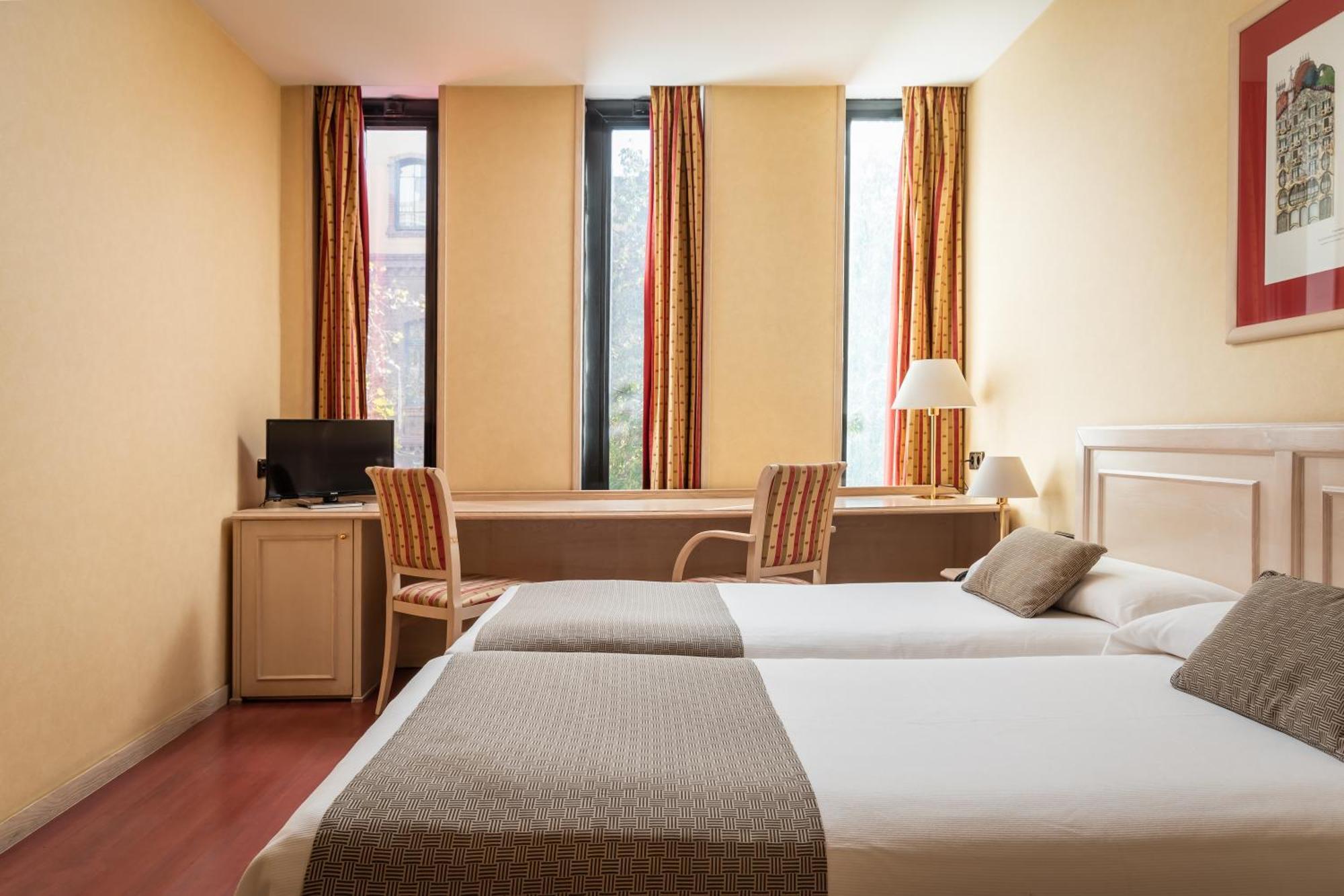 Standard Twin Room,1432021570:JPEG
